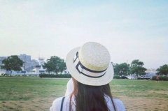人像背影图片女生,青春印记——女生背影写真集